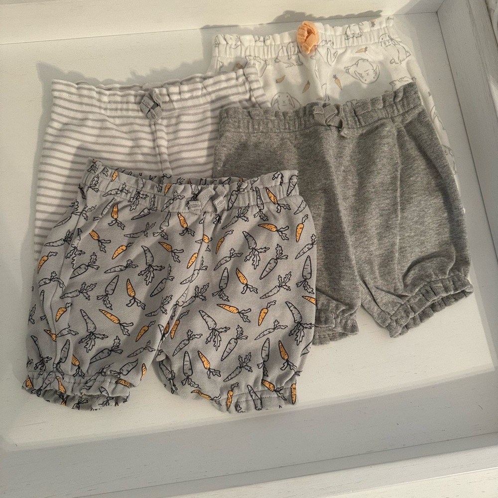 Amazon Essentials Baby Shorts - 4 Pack